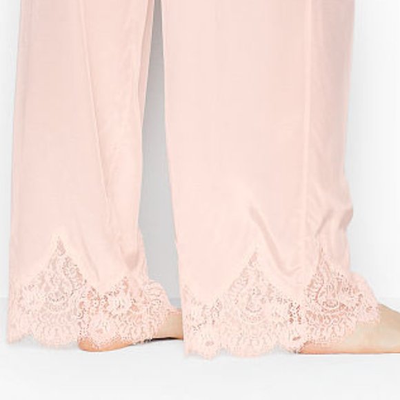 Last S Pair. VS Lightweight Silky Lace Pant Pink - Picture 5 of 16